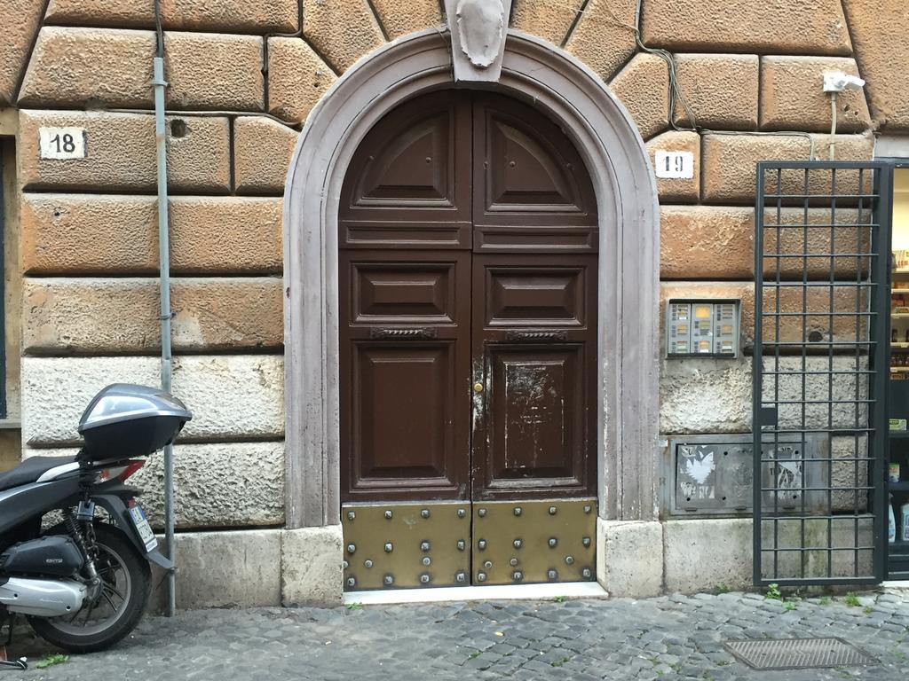 Riari Trastevere Apartment Рим Экстерьер фото